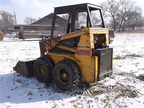 omc 440 skid steer specs|omc 440 skid loader.